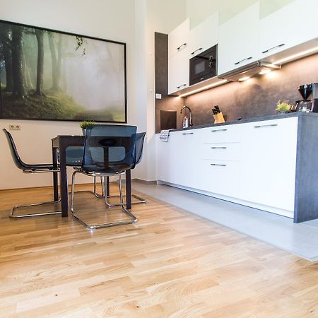 Apartmenthaus Hietzing I Contactless Check-In Відень Екстер'єр фото