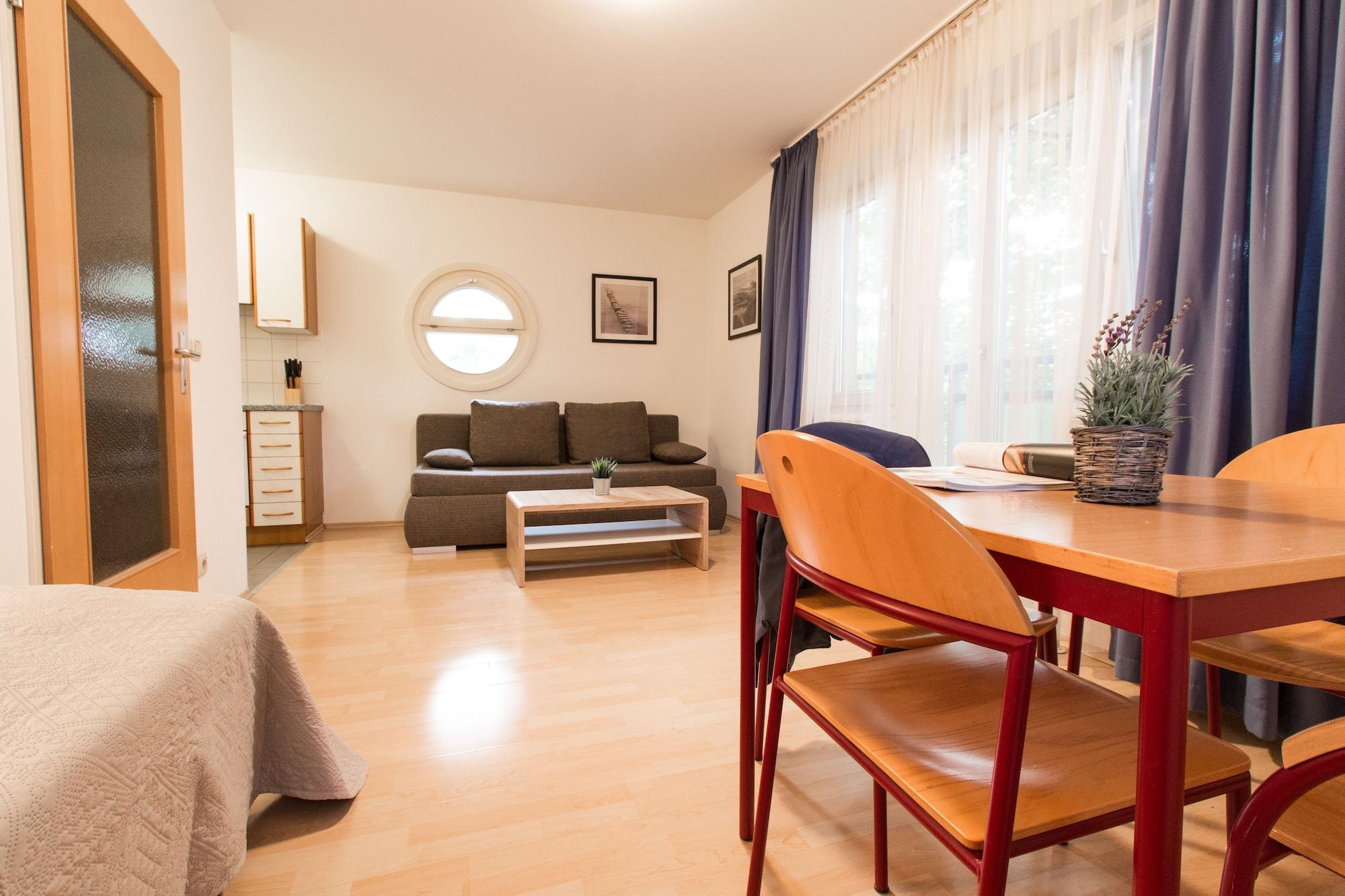 Apartmenthaus Hietzing I Contactless Check-In Відень Екстер'єр фото
