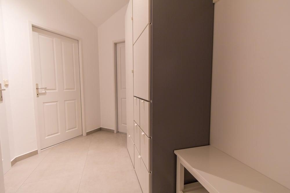 Apartmenthaus Hietzing I Contactless Check-In Відень Екстер'єр фото