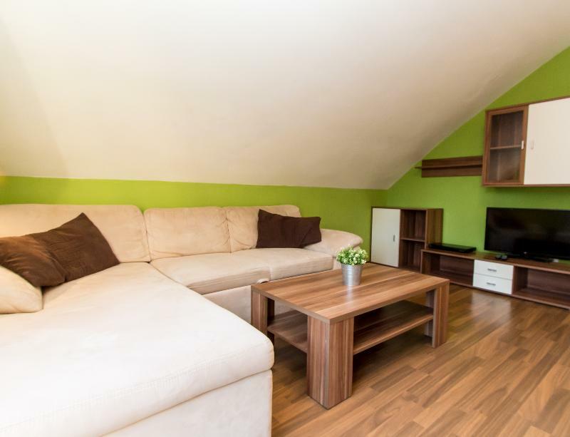 Apartmenthaus Hietzing I Contactless Check-In Відень Екстер'єр фото