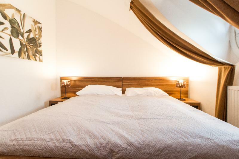 Apartmenthaus Hietzing I Contactless Check-In Відень Екстер'єр фото