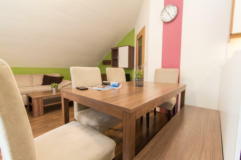 Apartmenthaus Hietzing I Contactless Check-In Відень Екстер'єр фото